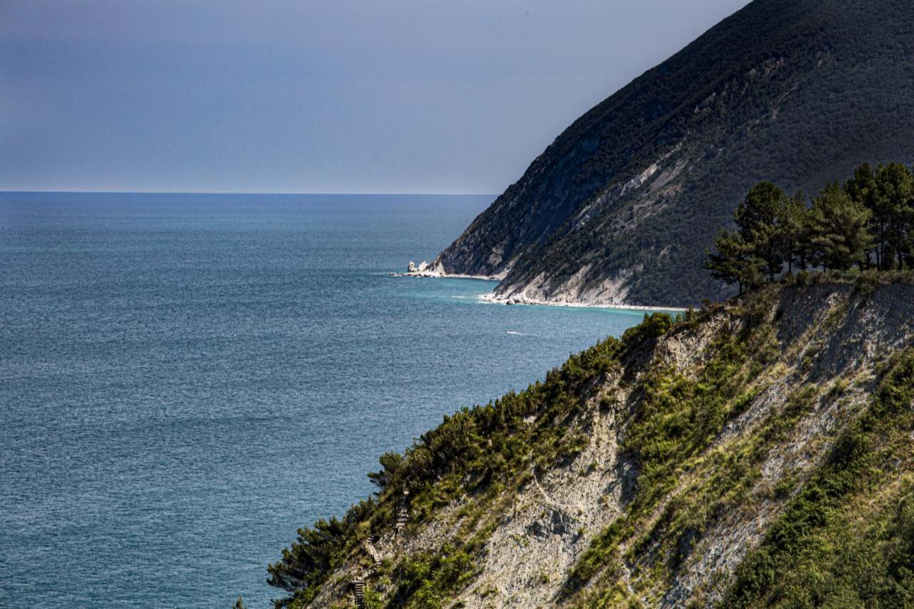 Brezza Del Conero Apartman Ancona Kültér fotó